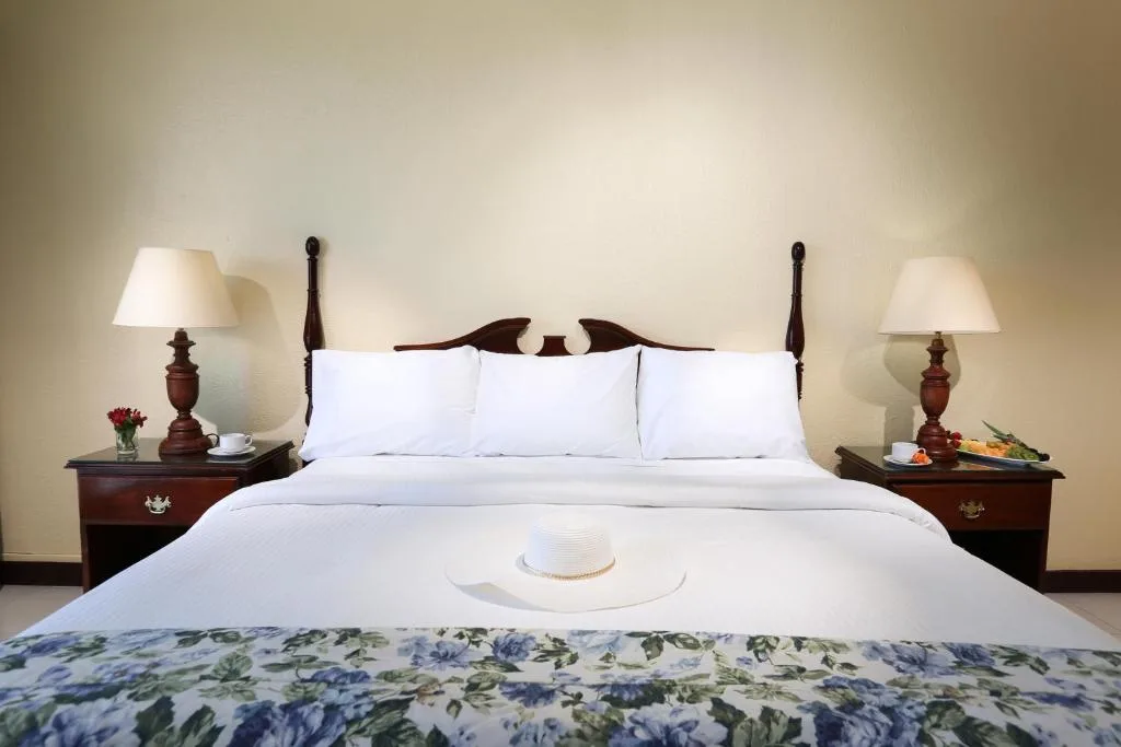 Breezes Resort & Spa Bahamas: another view