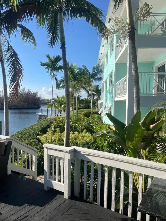 Dolphin Cove: another view