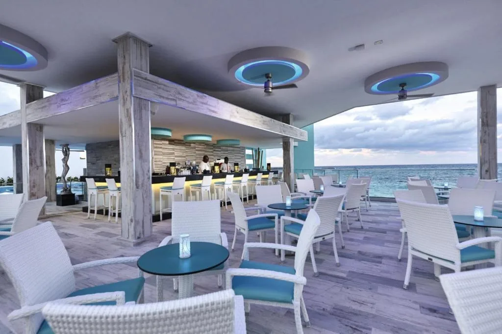 Riu Palace Paradise Island: another view