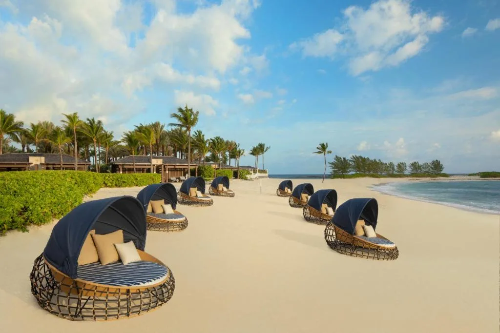 The Cove at Atlantis: another view