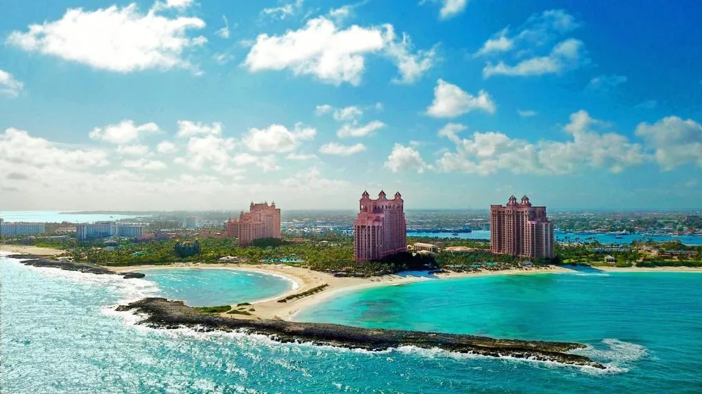 The Cove at Atlantis: another view